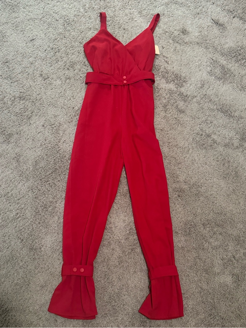 entro Red Sleeveless V-Neck Belted Jumpsuit